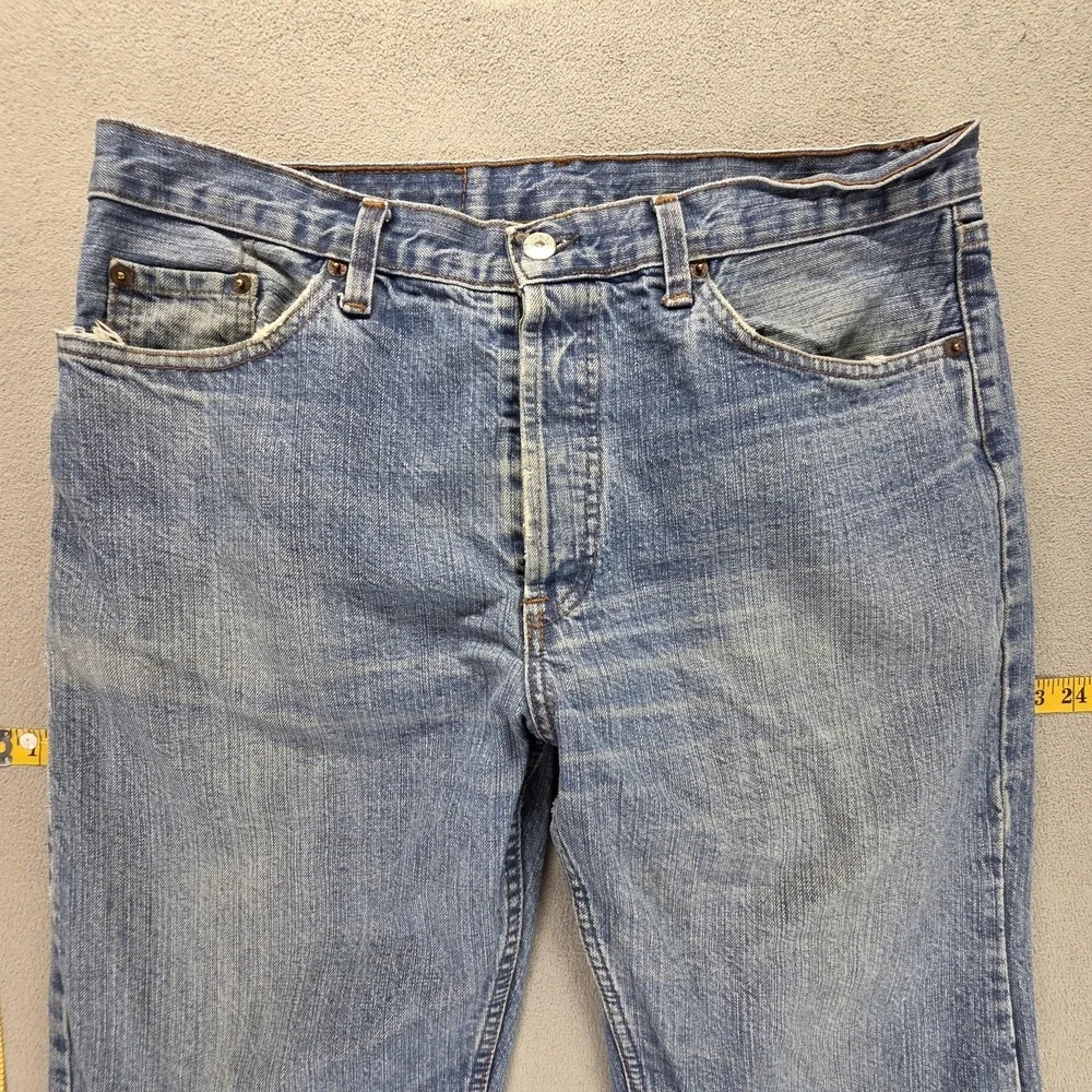 Vintage Levis 501 Jeans Mens Blue Straight Button Fly Made in USA Fits 34x29